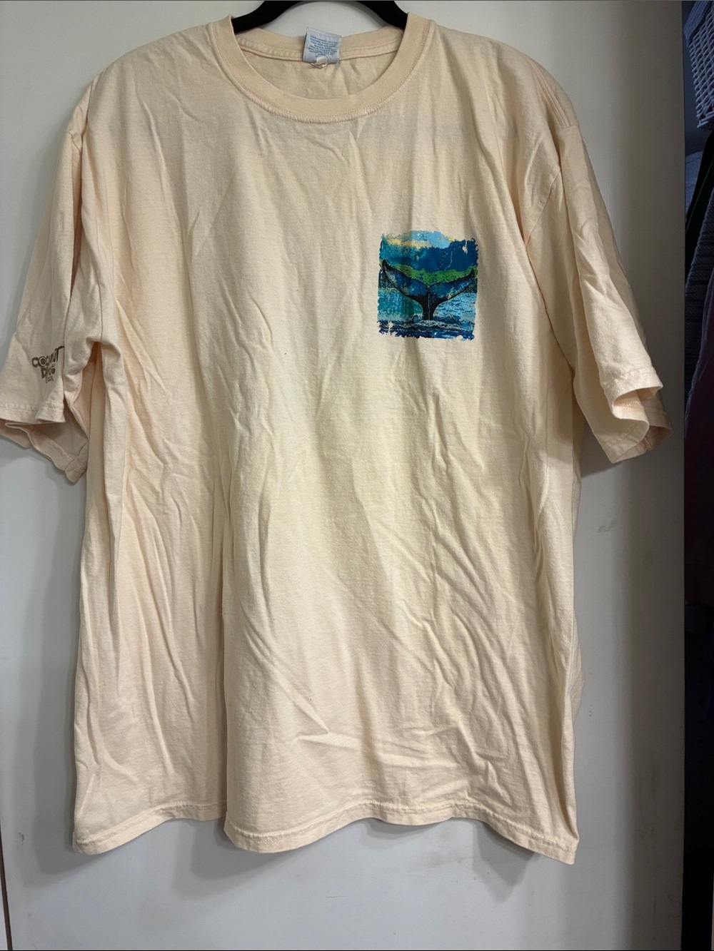 NWT Hawaii Original Crazy Shirts Whale Tail Tee